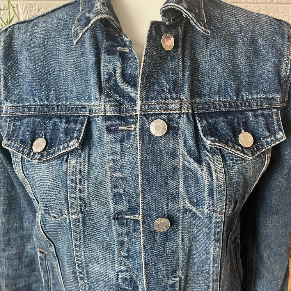 GAP Jean Jacket | Classic Denim Jacket | Size XS - Picture 2 of 8